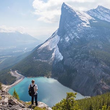 アウトドア商品販売